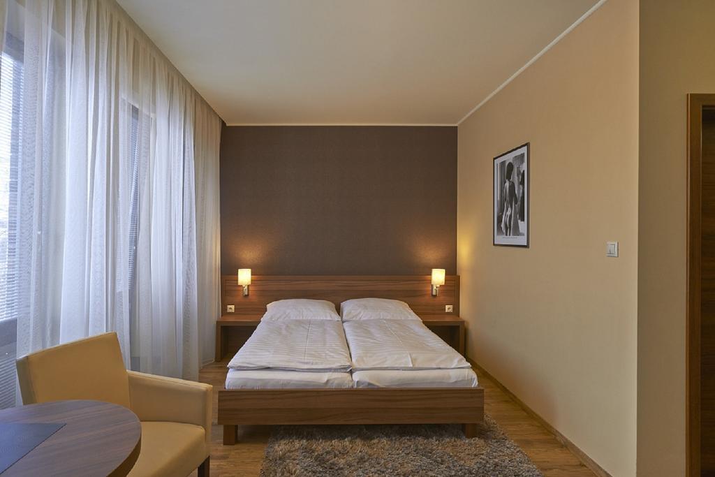 Penzion Club Skalica Habitación foto
